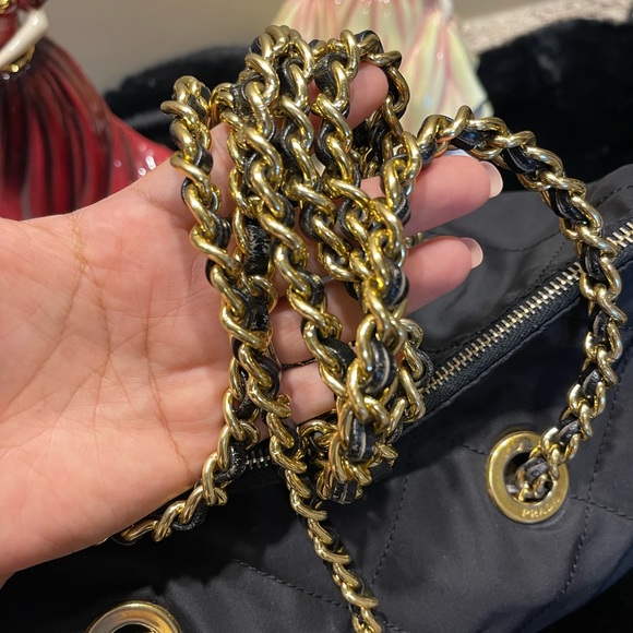⚡️SOLD⚡️Prada tote - Picture 5 of 10